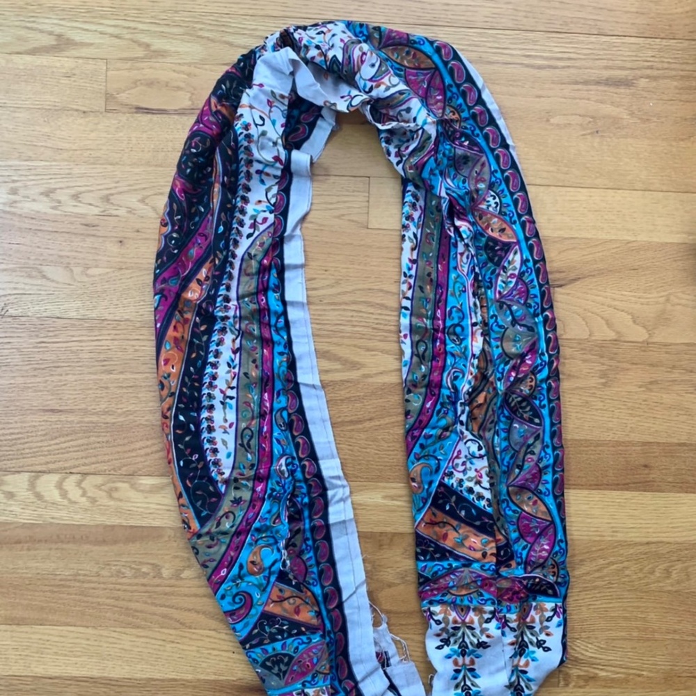 2 for $7 scarves - Choose from 8! - Picture 10 of 12